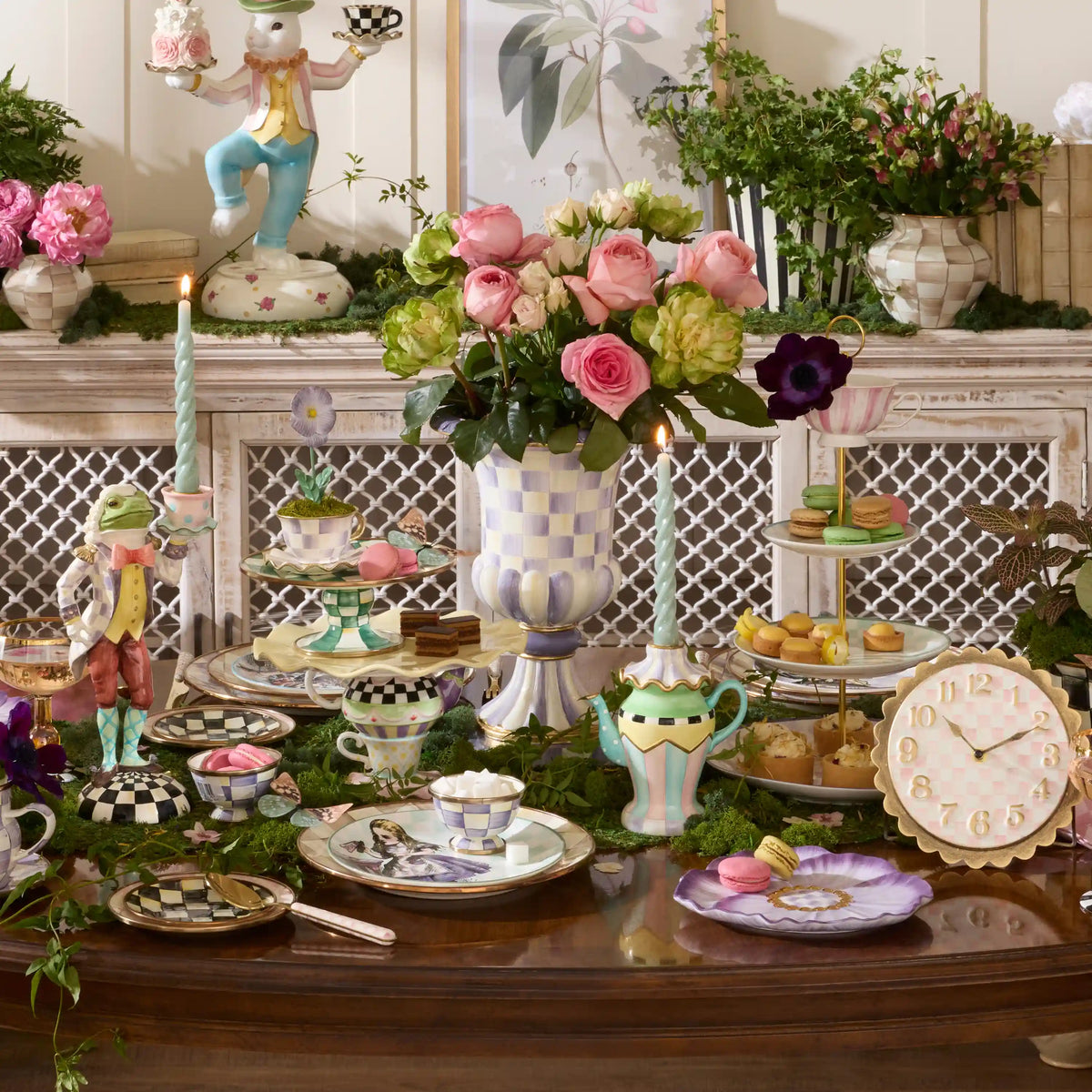 Mocha Check Tabletop Pedestal Urn
