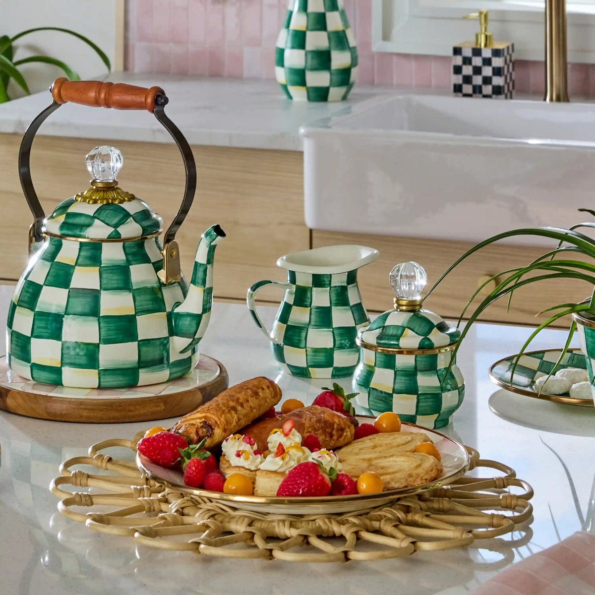 Royal Check Creamer
