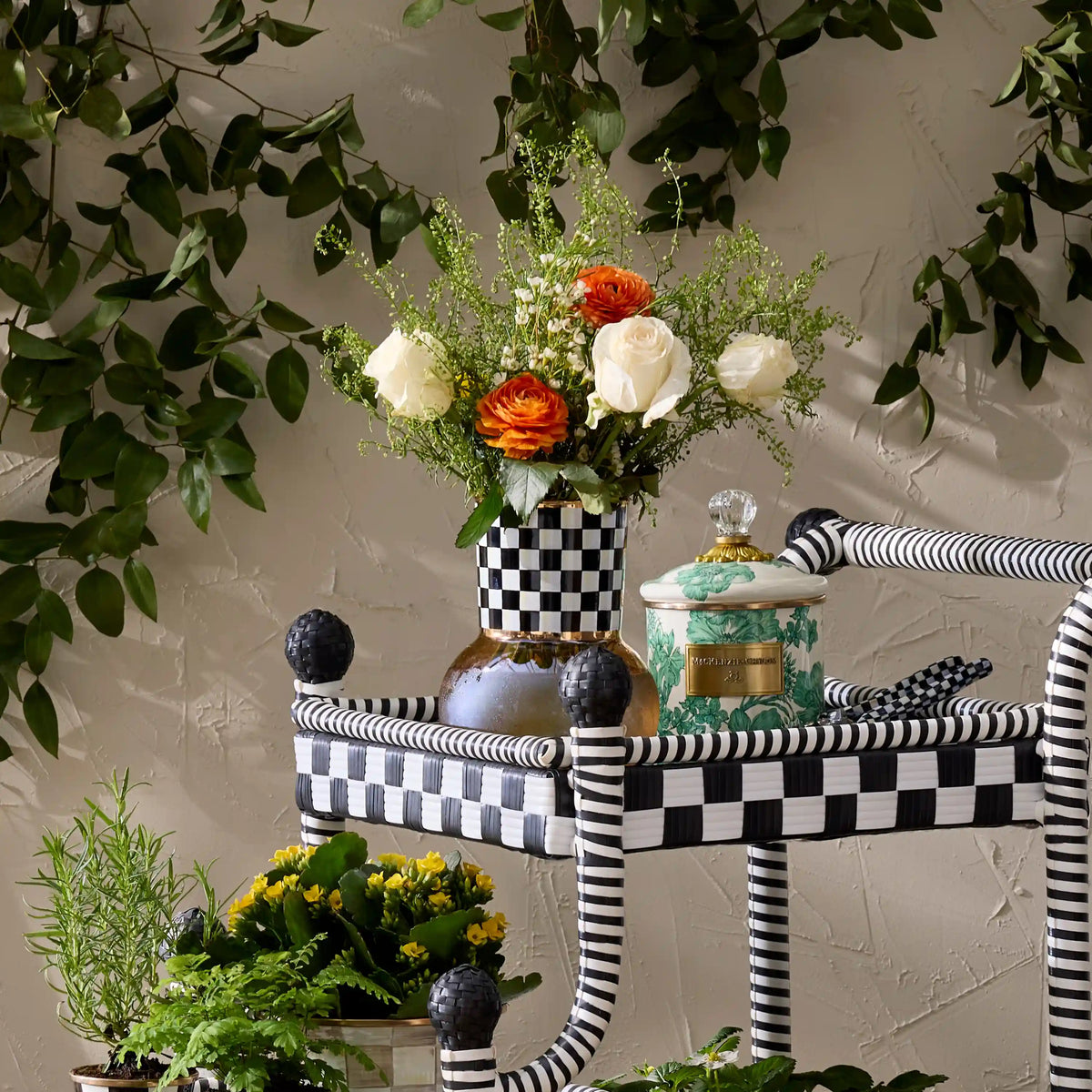 Rosy Check Glass Vase