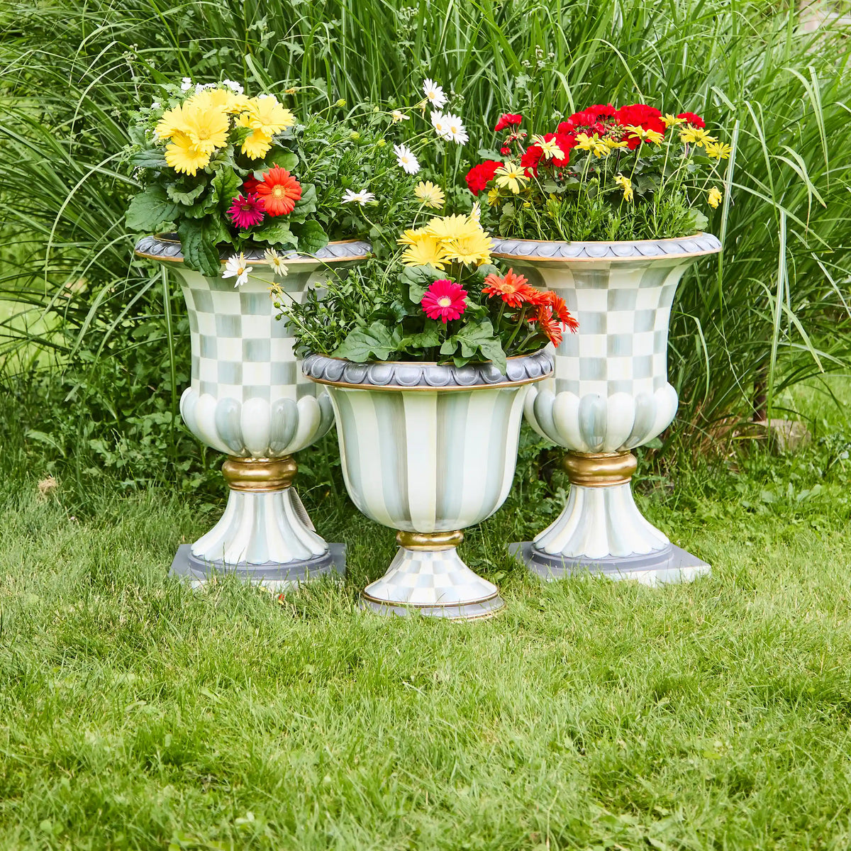 Royal Check Pedestal Urn
