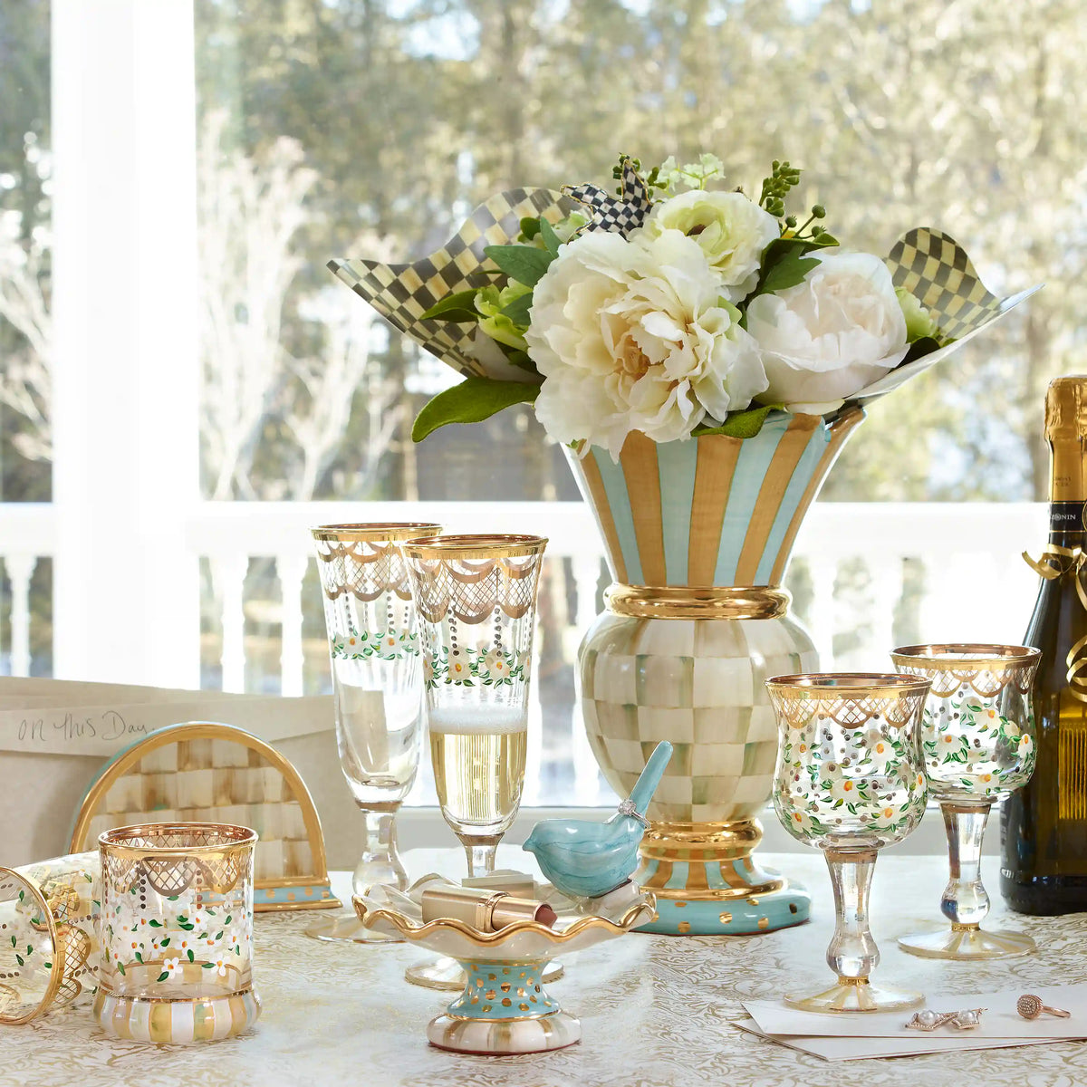 Rosy Check Ceramic Great Vase