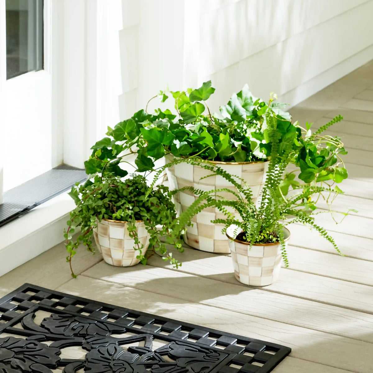 Rosy Check Extra Large Garden Pot