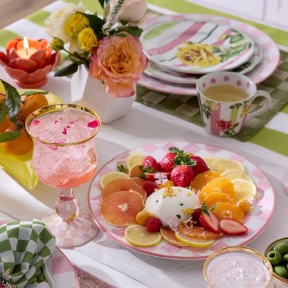 Rosy Check Wine Glass