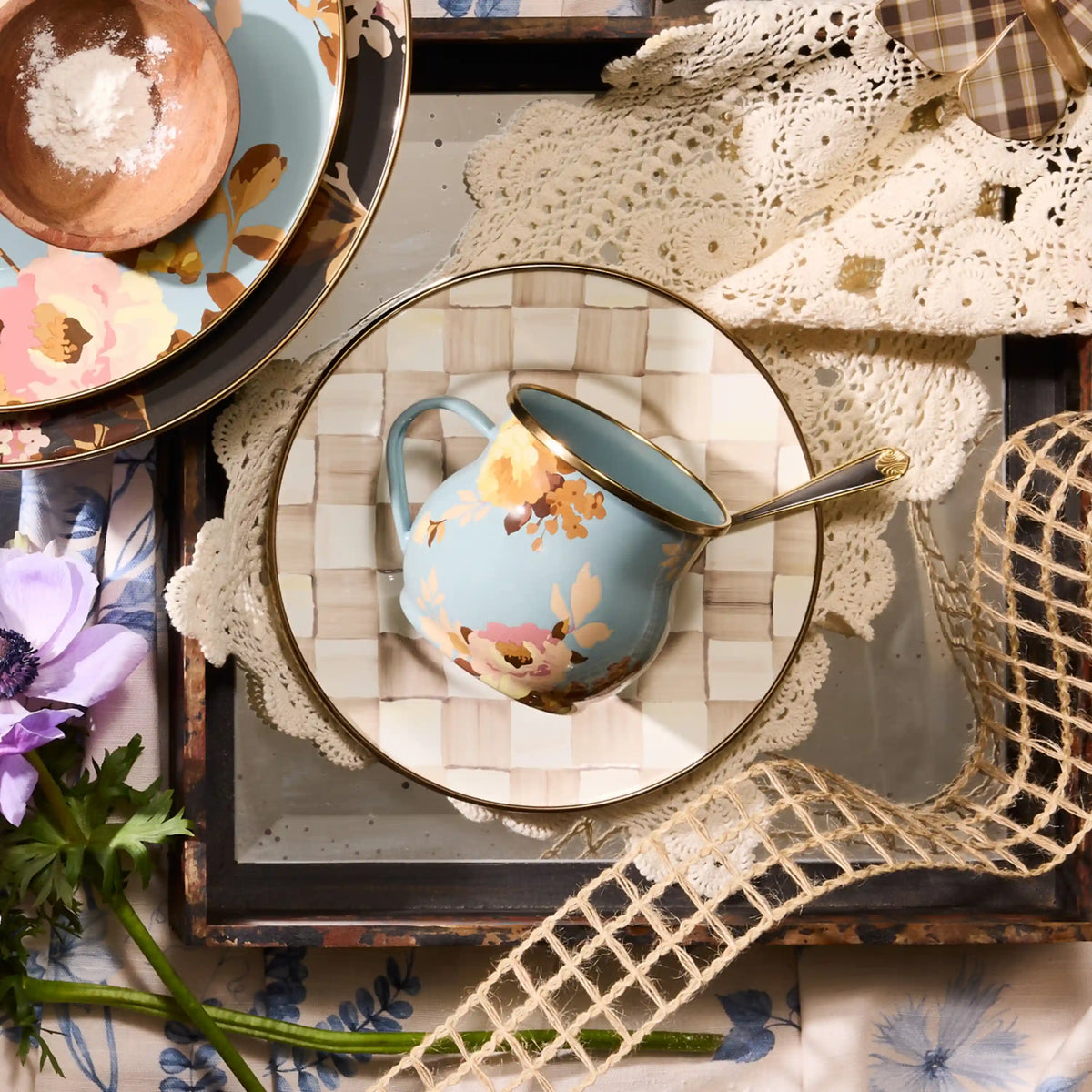 White Flower Market Mug