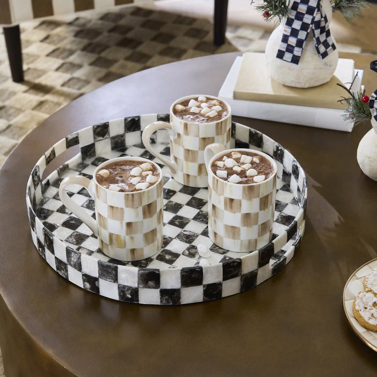 Rosy Check Capiz Round Tray