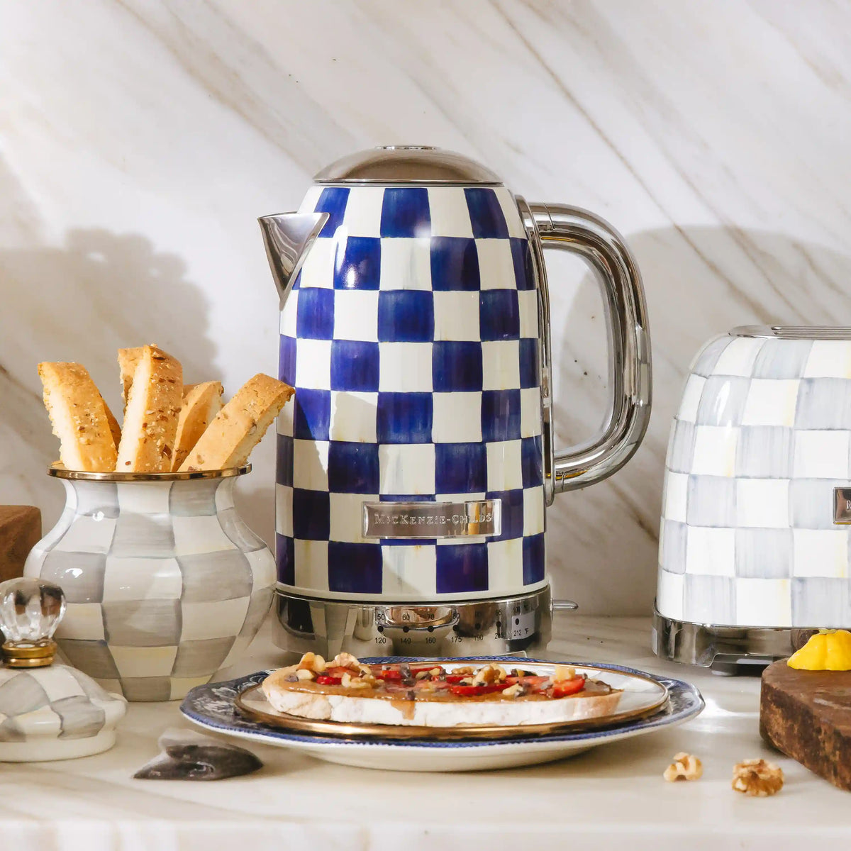 Courtly Check Electric Kettle