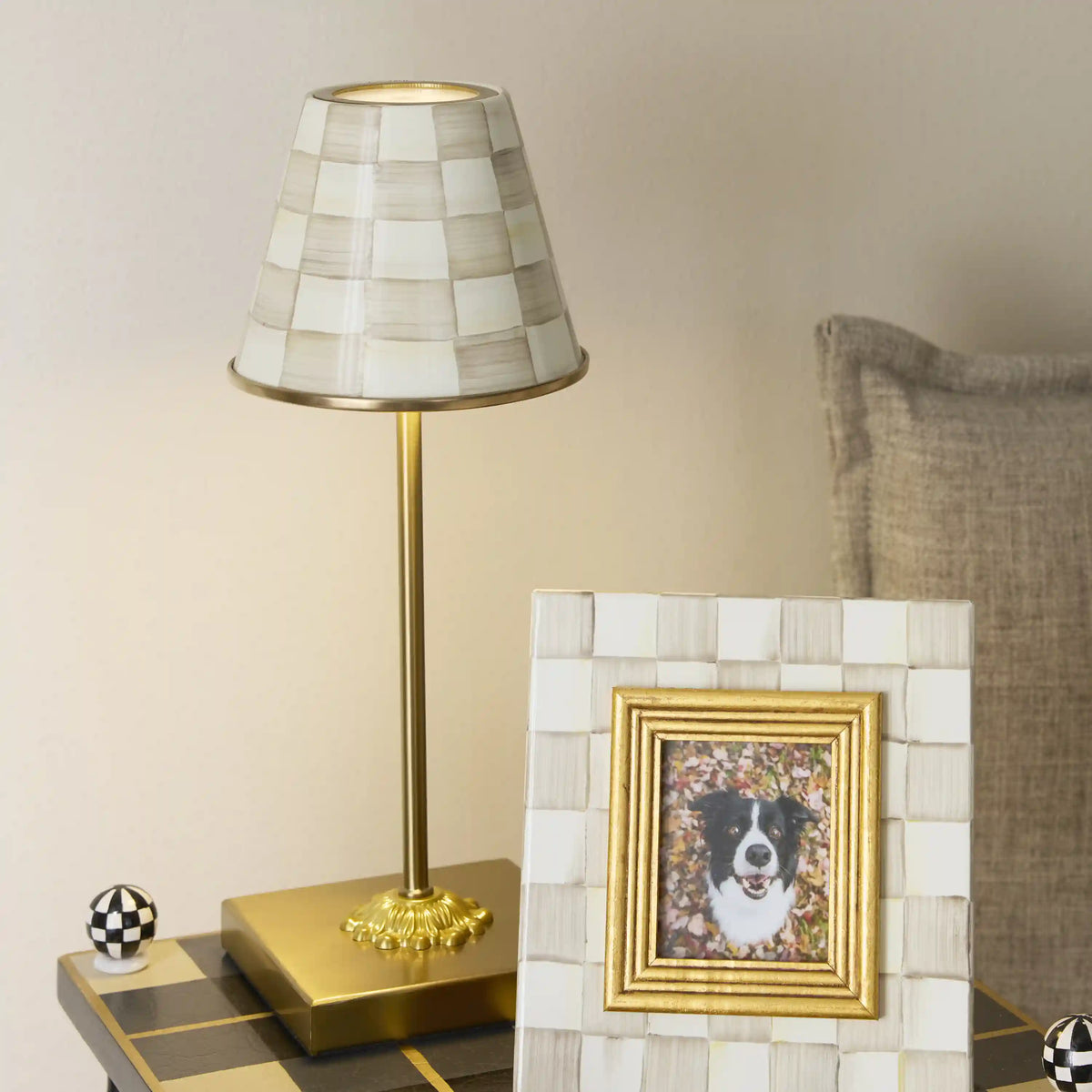 Emerald Check LED Rechargeable Cafe Table Lamp