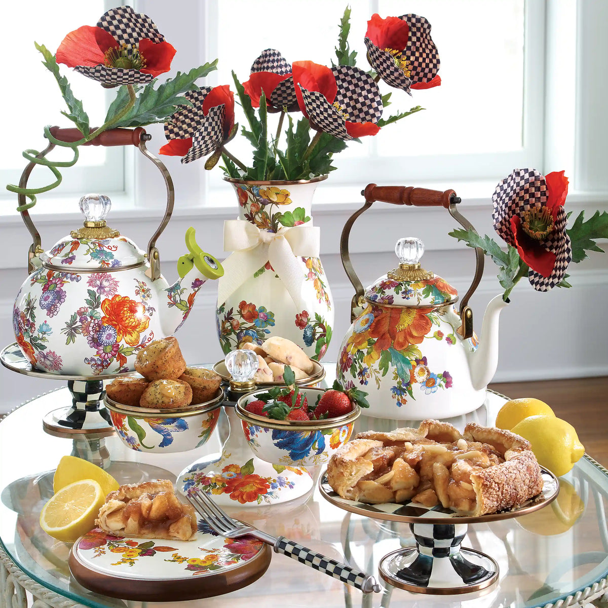 Royal English Garden 2 Quart Tea Kettle