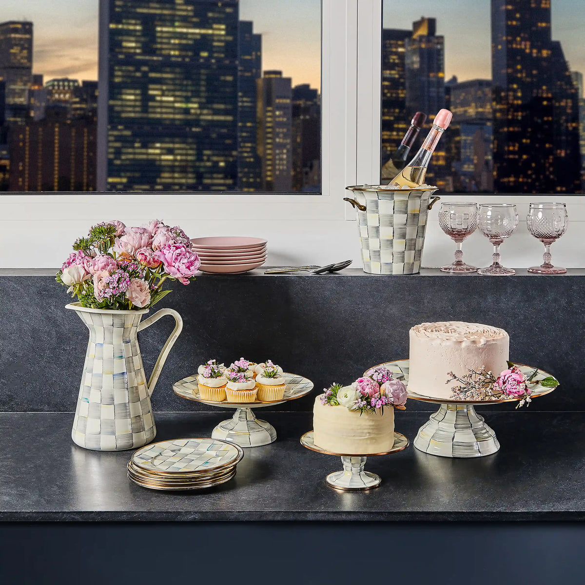 Rosy Check Large Pedestal Platter