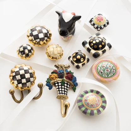 Courtly Check Round Hook
