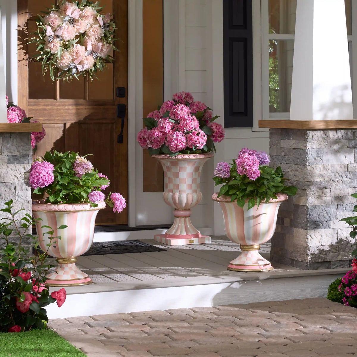 Royal Check Pedestal Urn