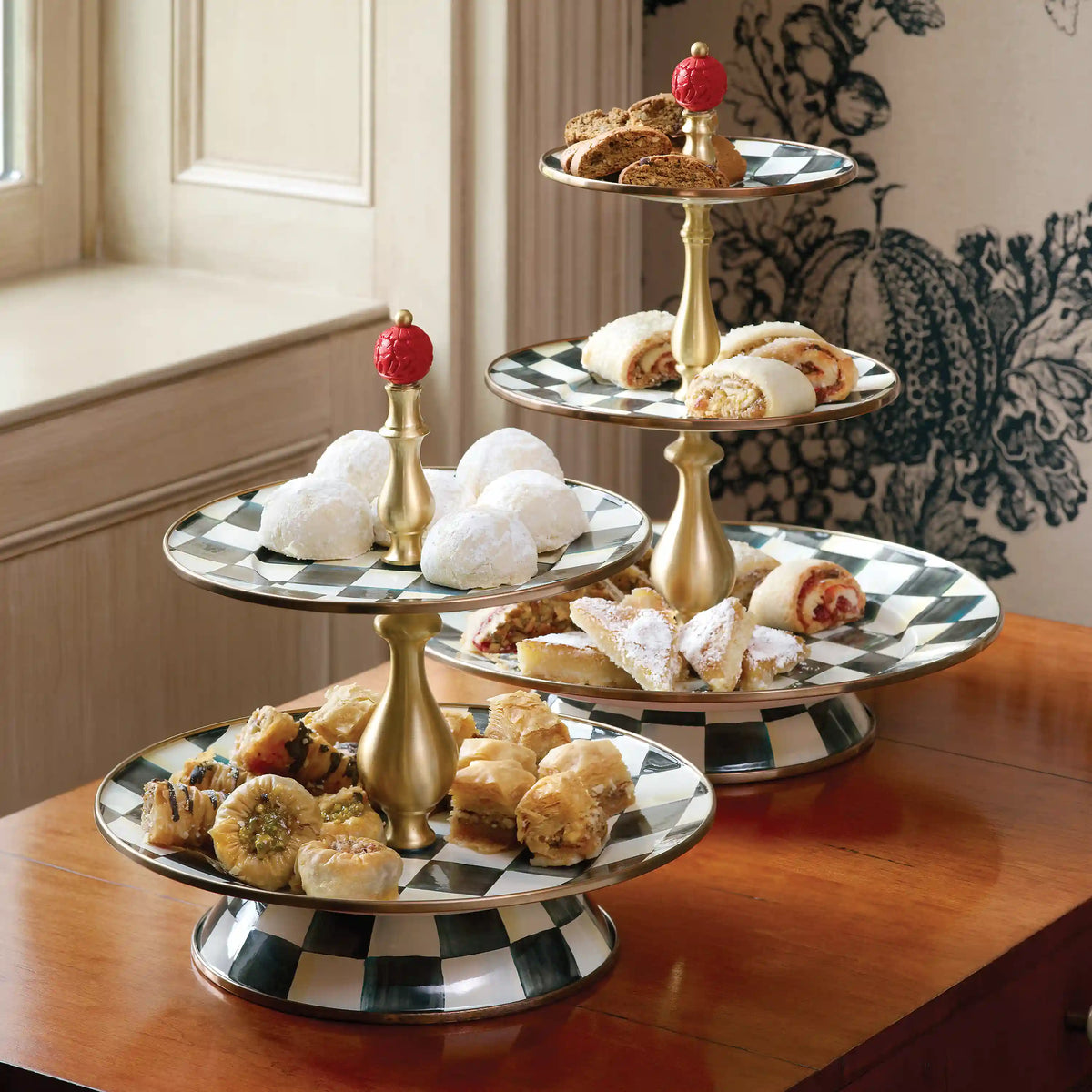 Emerald Check Two Tier Sweet Stand