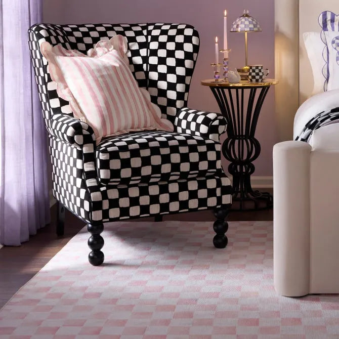 Rosy Checkered 8' x 10' Washable Rug