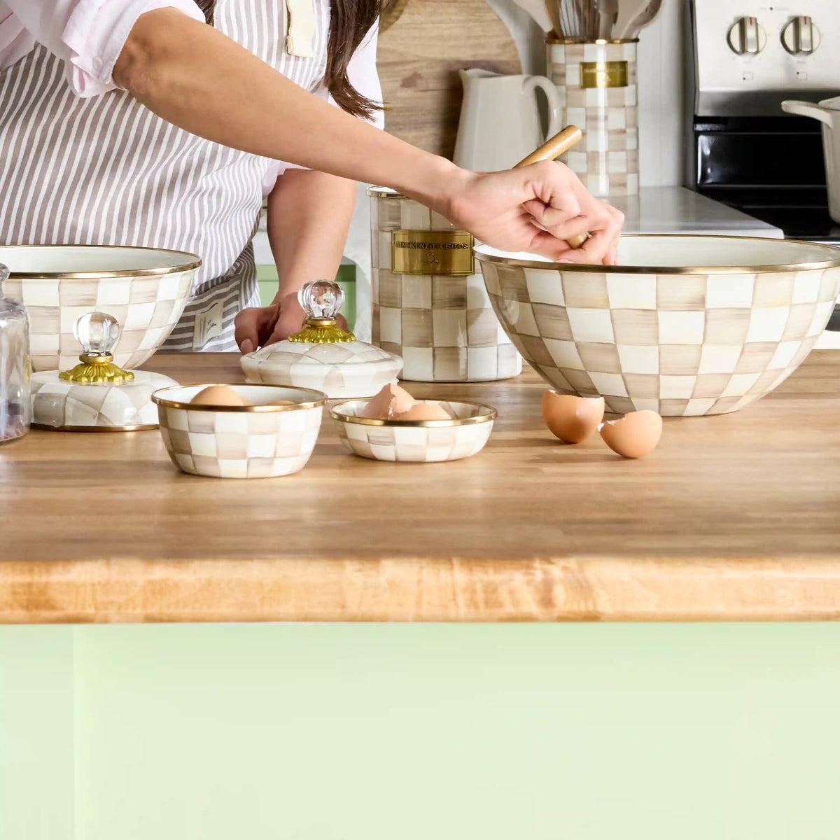 Rosy Check Relish Dish
