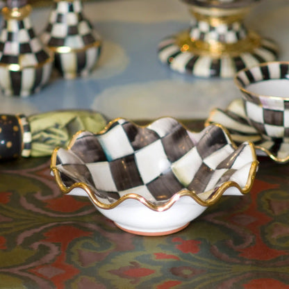 Mocha Check Ceramic Fluted Breakfast Bowl