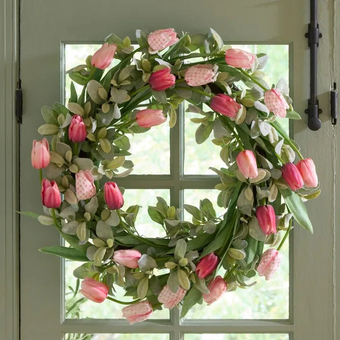 Rosy Check Tulip 28" Wreath