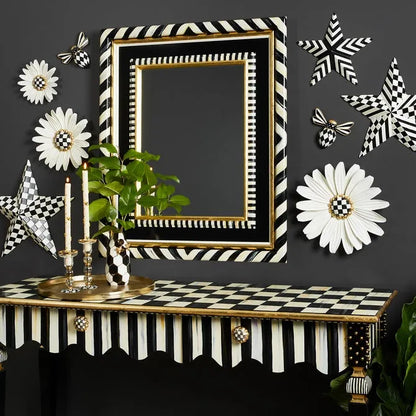 Courtly Check Bee Wall Decor