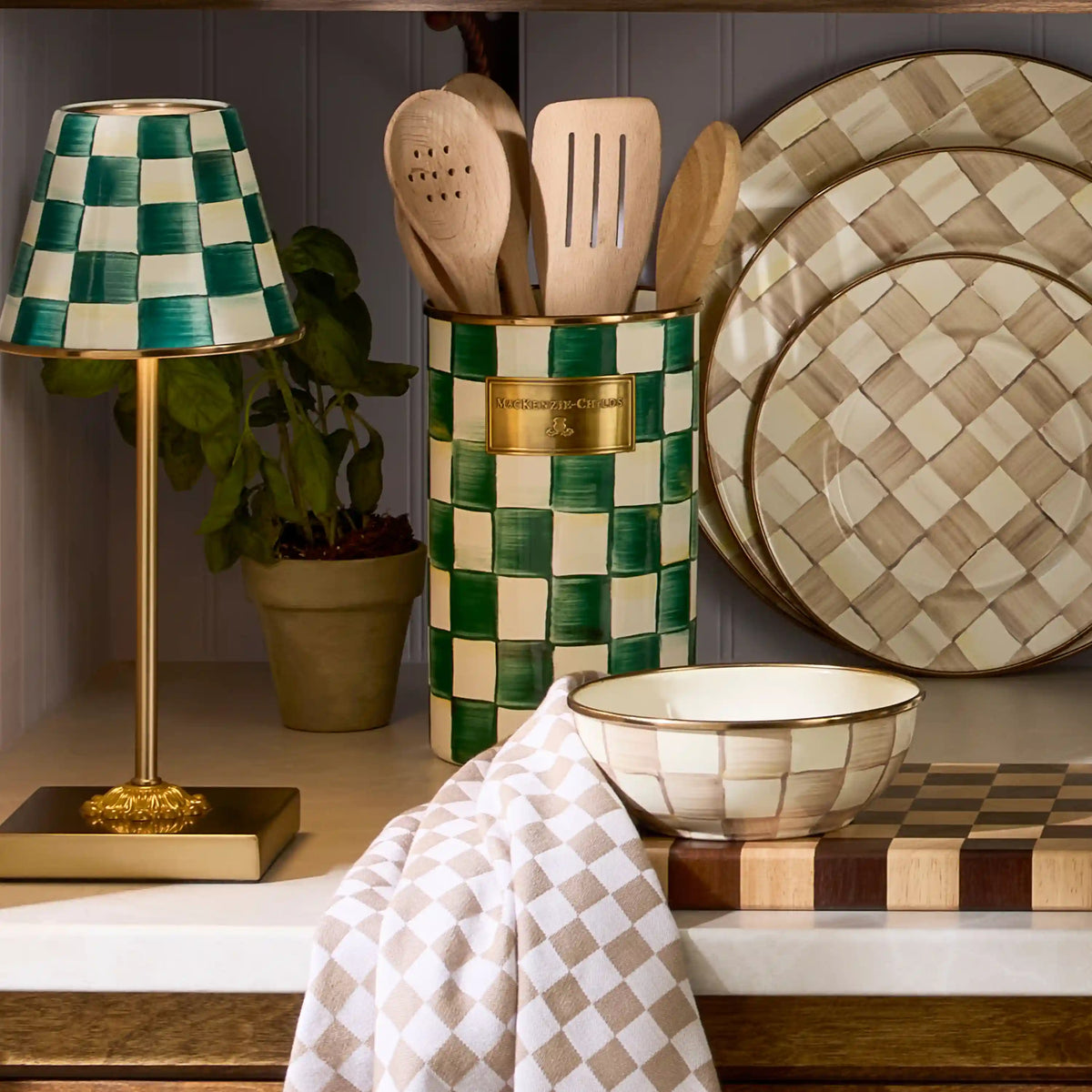 Rosy Check Utensil Holder