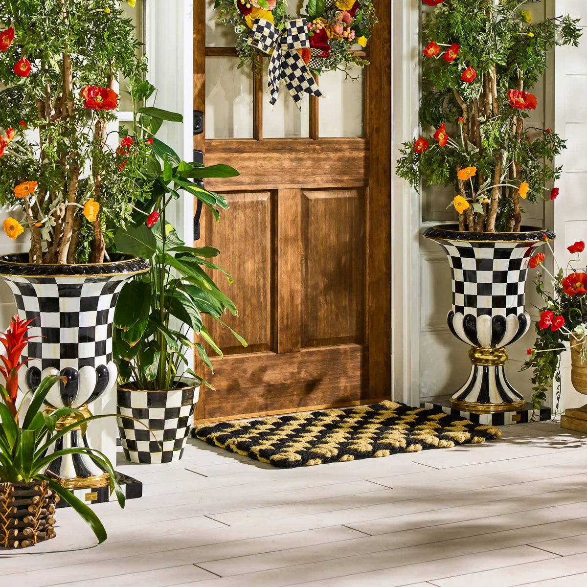 Royal Check Pedestal Urn