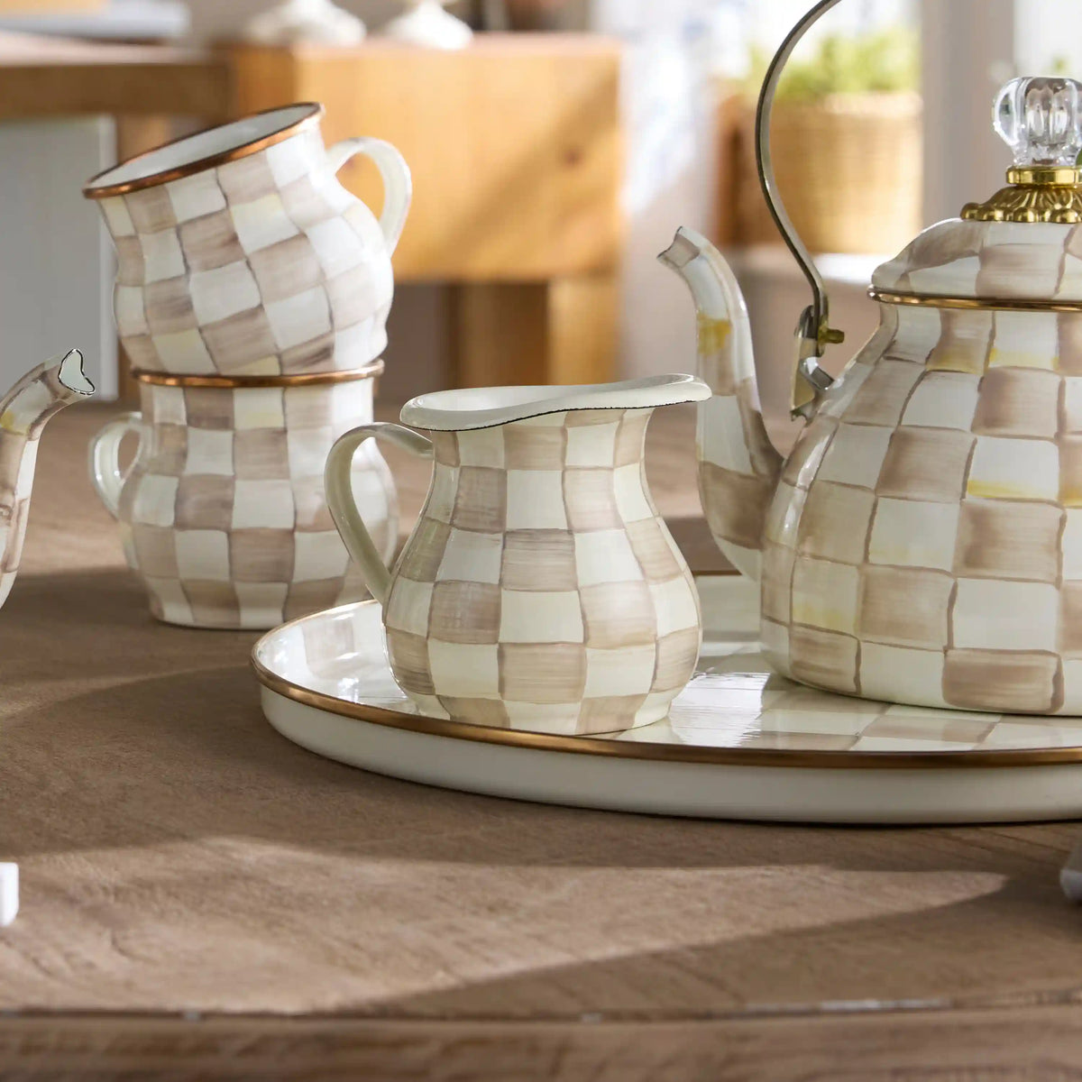 Rosy Check Creamer