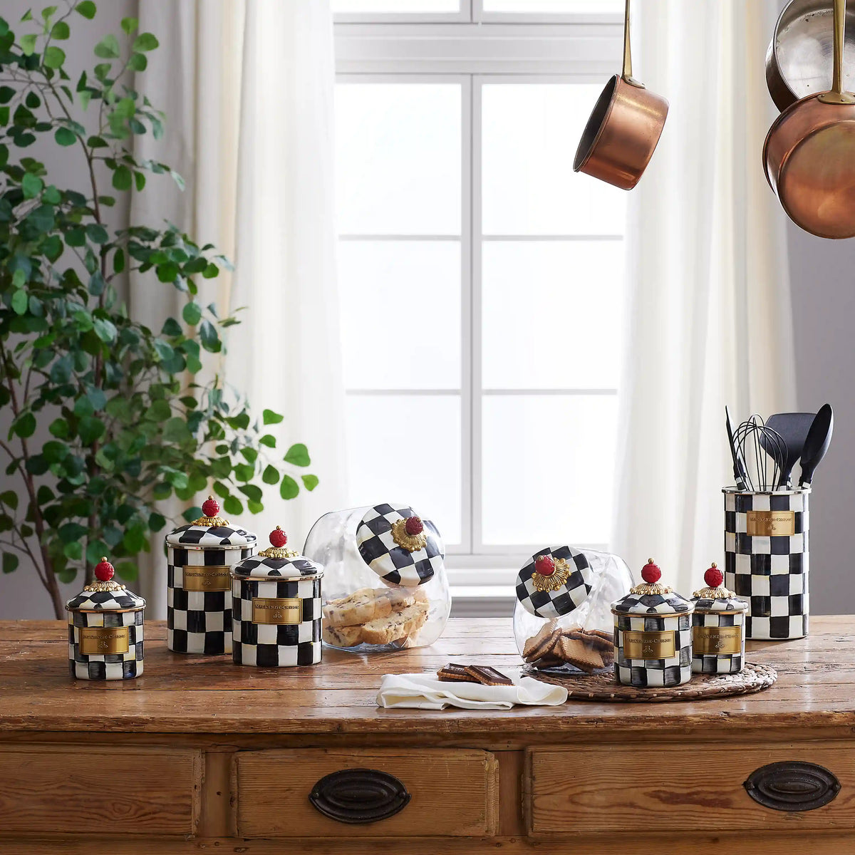 Sweets Jar with Rosy Check Enamel Lid