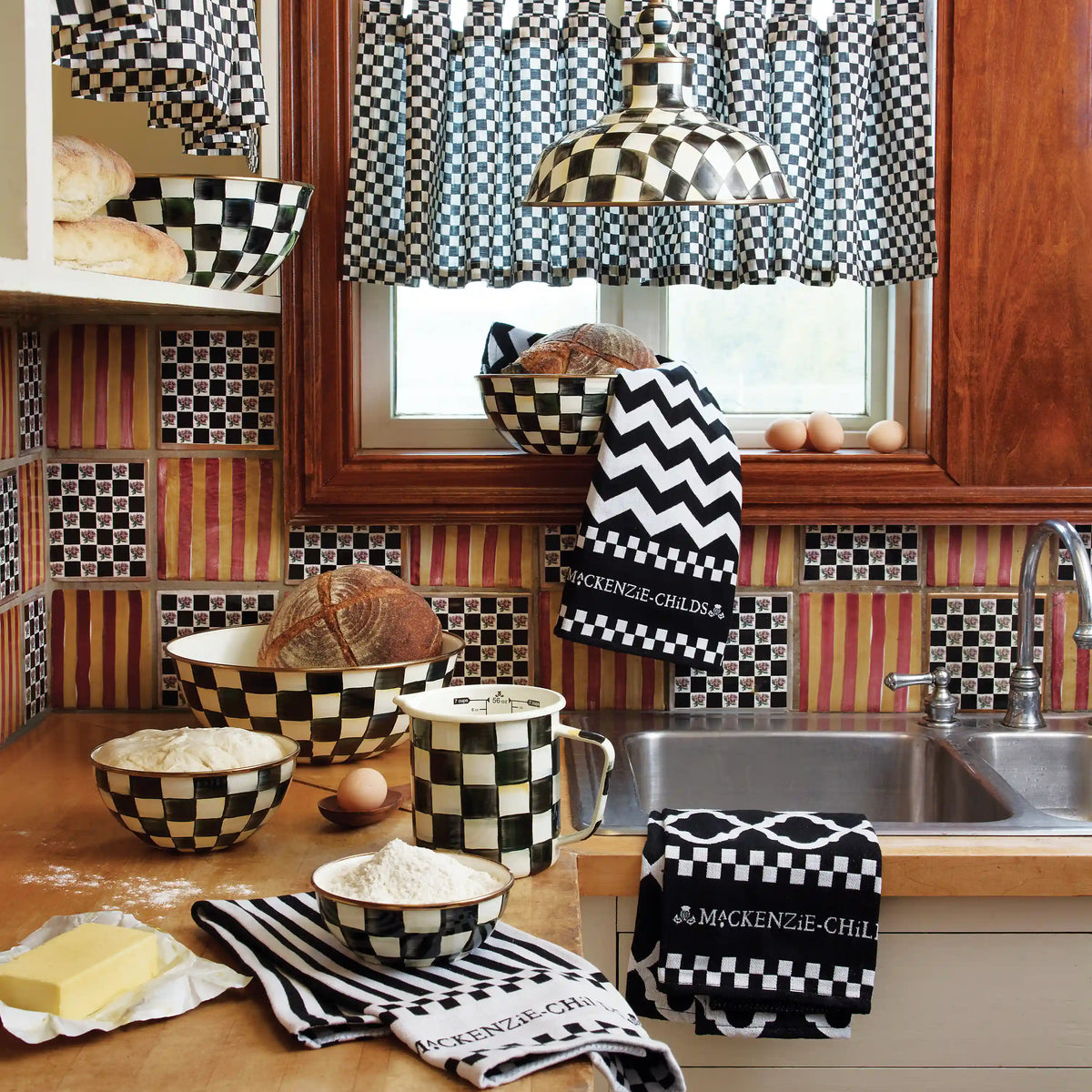 Courtly Check 7 Cup Measuring Cup