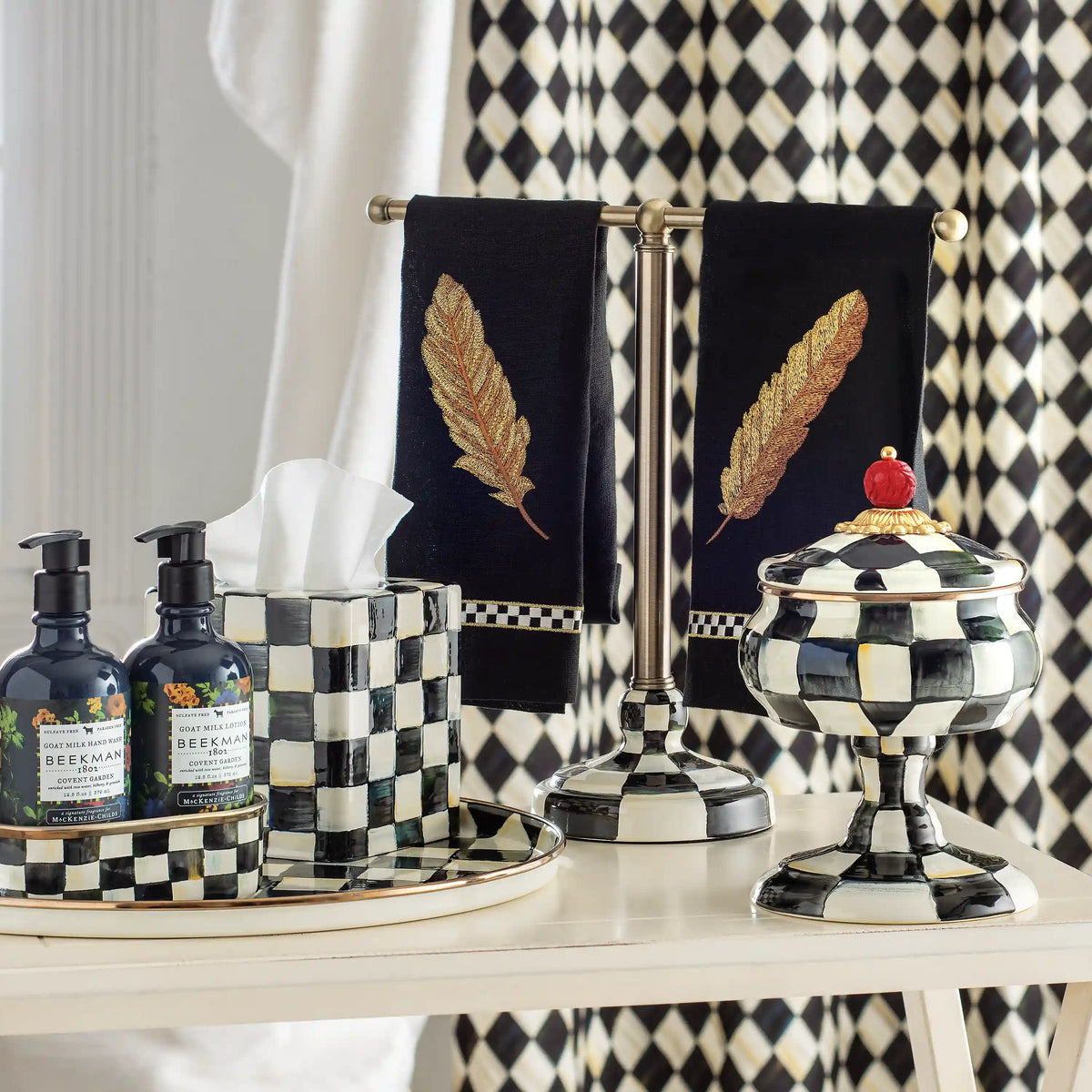Royal Check Round Tray