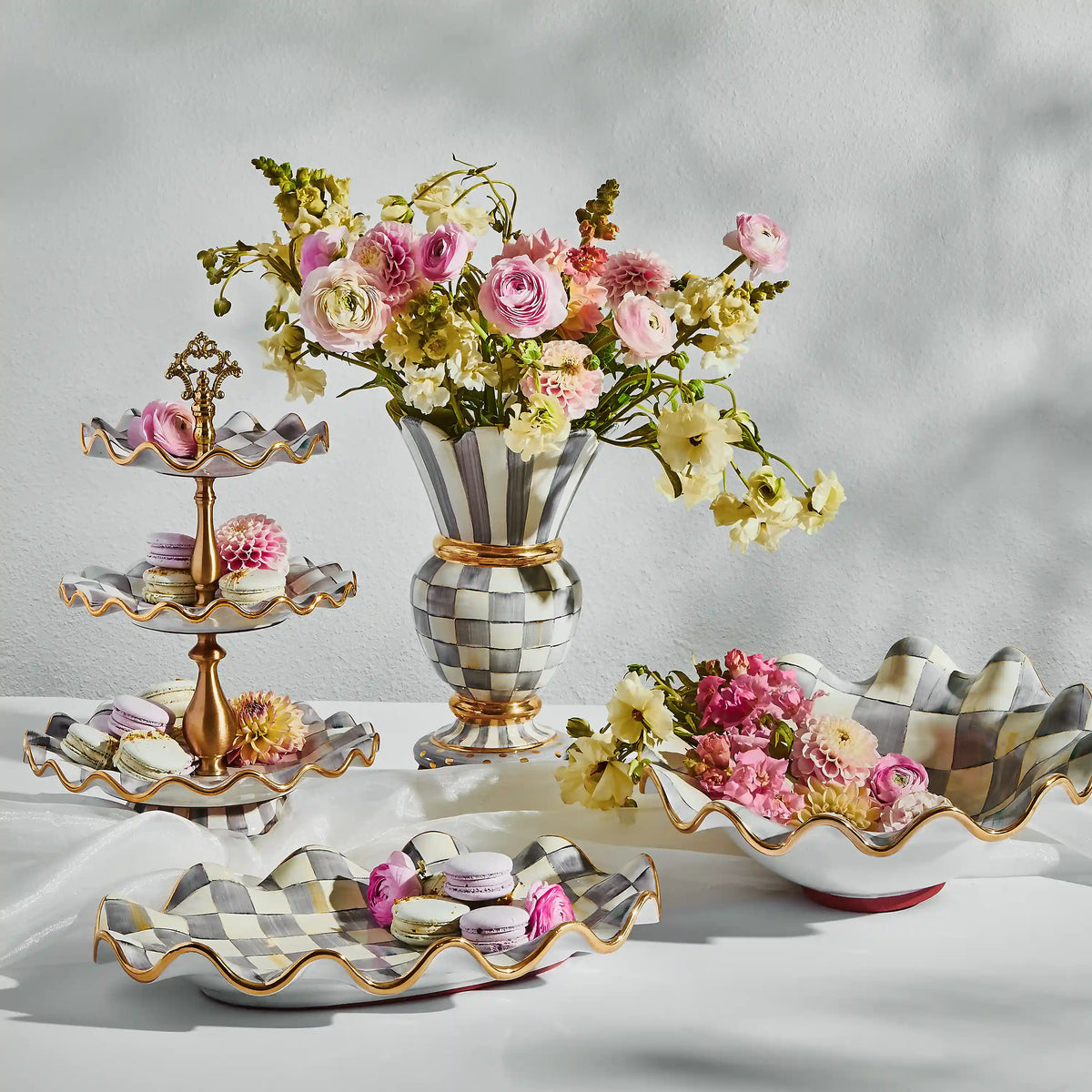 Rosy Check Ceramic Three Tier Sweet Stand
